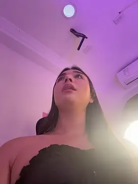 saracaball_ Webcamshow