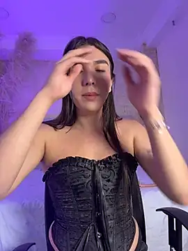 Show modela saracaball_ na web-kameri