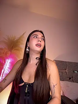 saracaball_'s Webcam Show