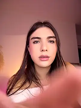Show modela saracaball_ na web-kameri