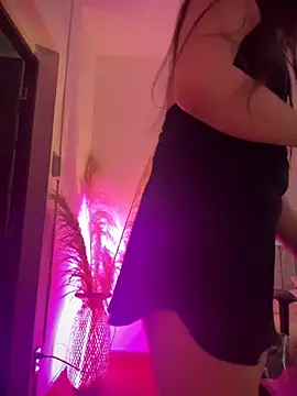 saracaball_'s Webcam Show