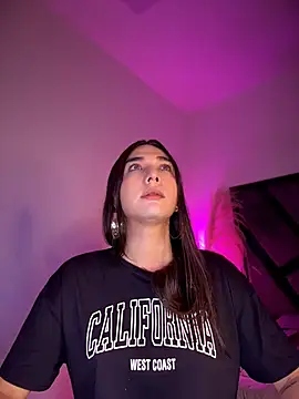 saracaball_'s Webcam Show