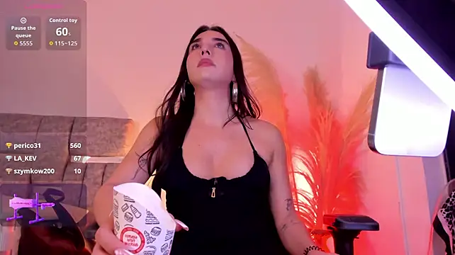 saracaball_ Adlı Modelin Web Kamerası Şovu
