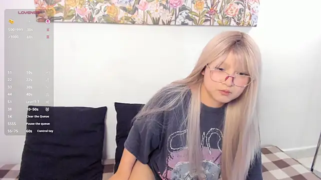sara_kim_ Chat XXX live