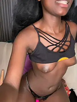 Chat +18 de Pretty_Shazz ao vivo