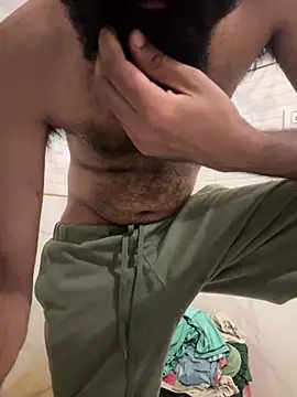 ALWAYSHORNYDADDY 网络视讯表演