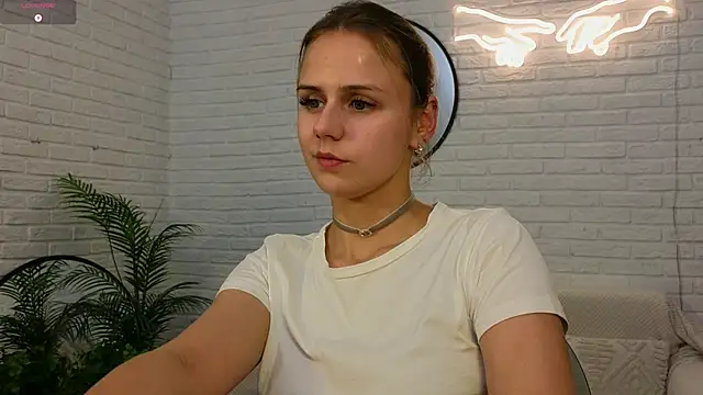 Chat +18 de Wendy_D0ll ao vivo