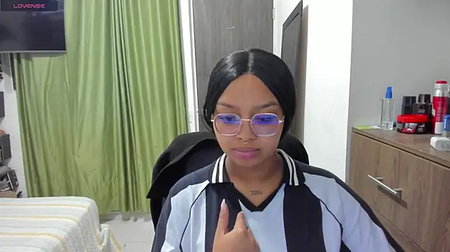 gretell_evans' Live XXX Chat
