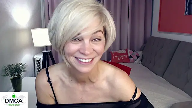 צ'אט XXX בשידור חי של Blonde_lola444