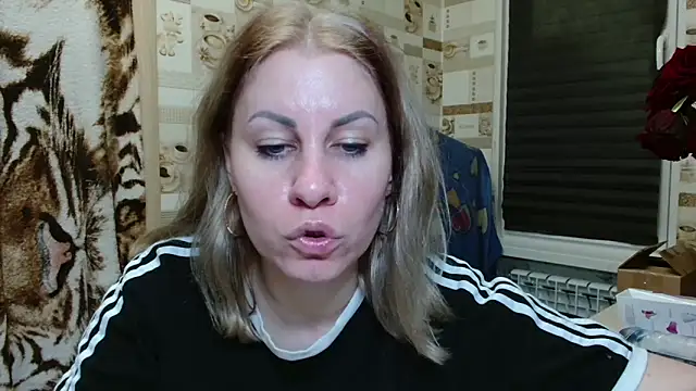 TherestlessKitty – webcam-show