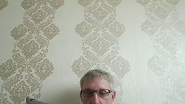 BobbyXRoyal webcam show