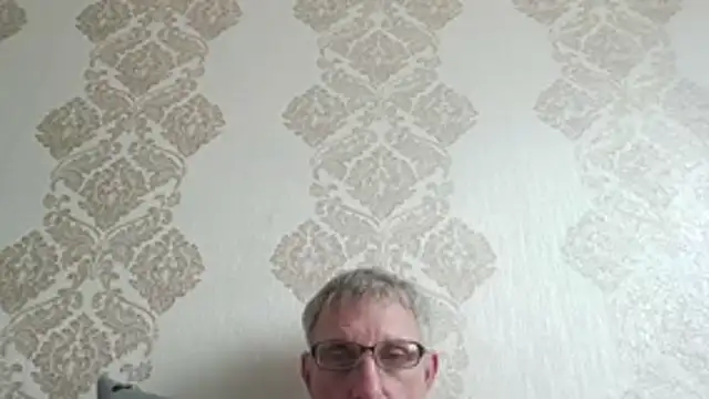 BobbyXRoyal's Webcam Show