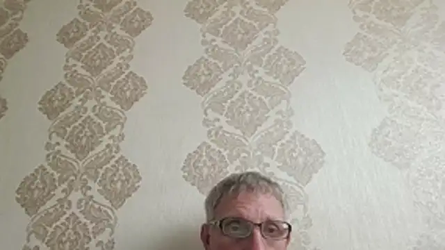 BobbyXRoyal Pertunjukan Webcam