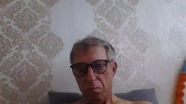 BobbyXRoyal: вебкам-шоу