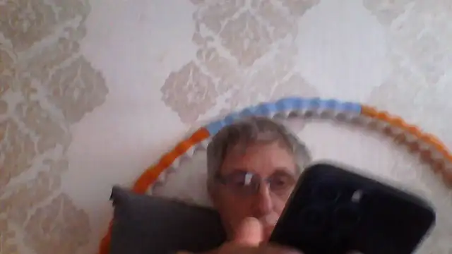 BobbyXRoyal webcam show