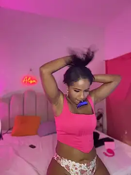 AlisonHoot69 Chat XXX live