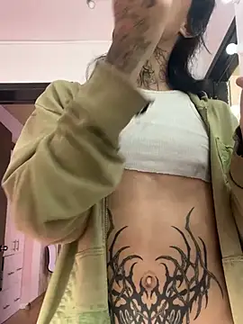 MadisonWood01's Webcam Show