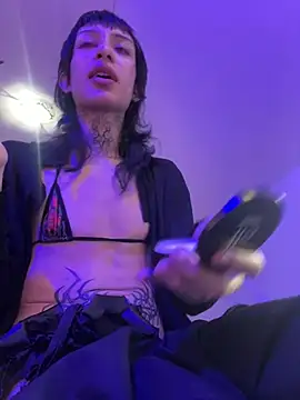 Show de MadisonWood01 na webcam