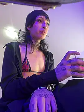 MadisonWood01's Webcam Show