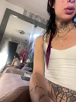 MadisonWood01's Webcam Show