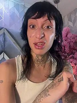 MadisonWood01's Webcam Show