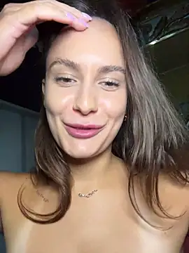 Show modela AllaTousNew na web-kameri