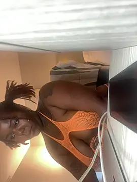 Goddess_Nafeesha's Webcam Show