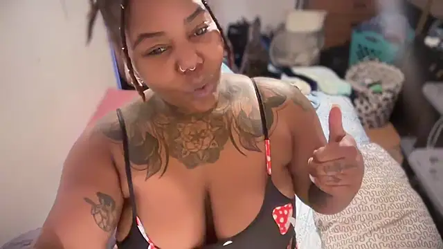 Goddess_Nafeesha webkamerás műsora