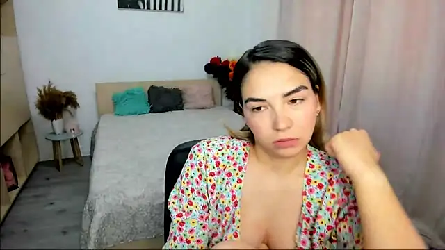 Chat XXX en directo de AlexaJuly