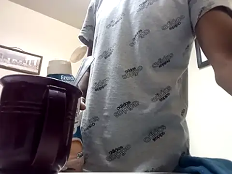 freakzmexx's Webcam Show