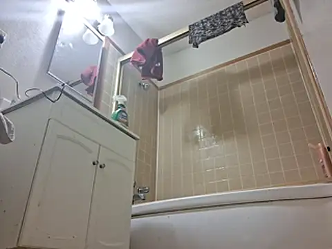 freakzmexx webcam show