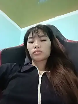 XXX chat uživo modela Lonalysexy