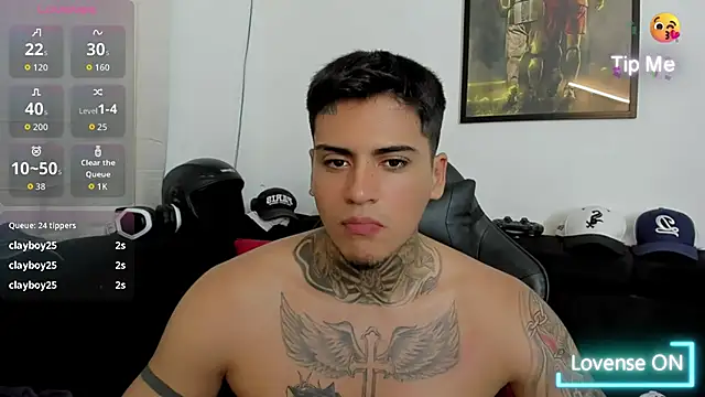 mad_maxxx2: διαδικτυακό σόου στην κάμερα