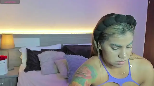 ZarahFoxx Live XXX-chat
