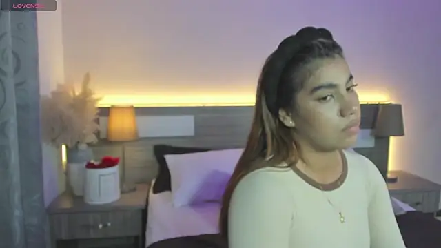 ZarahFoxx 라이브 XXX 채팅