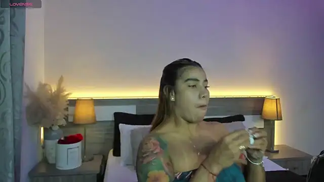 ZarahFoxx Chat XXX live