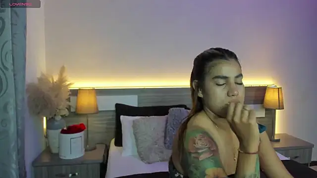 Czat XXX na żywo – ZarahFoxx
