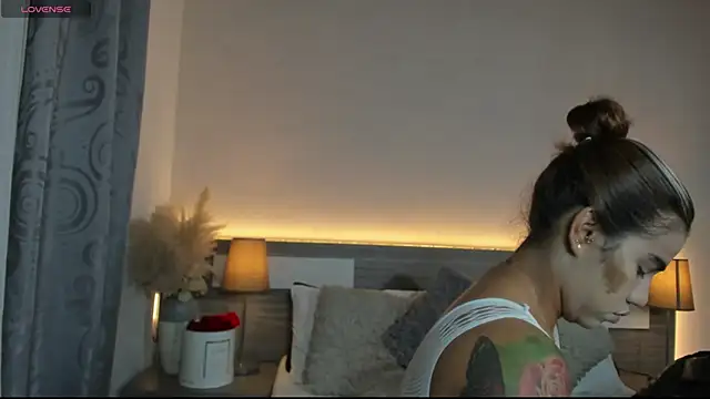 צ'אט XXX בשידור חי של ZarahFoxx