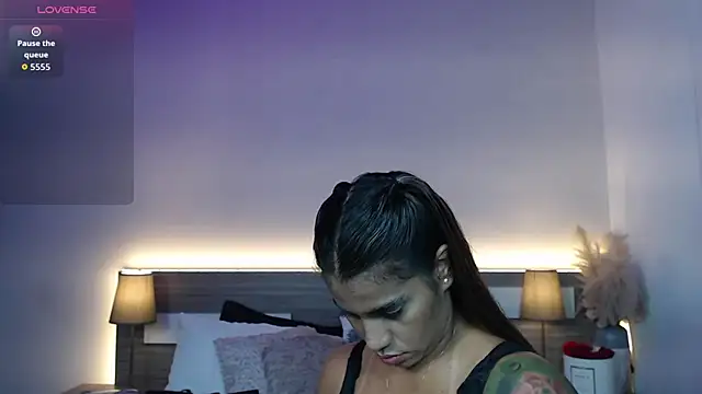 ZarahFoxx 现场XXX聊天