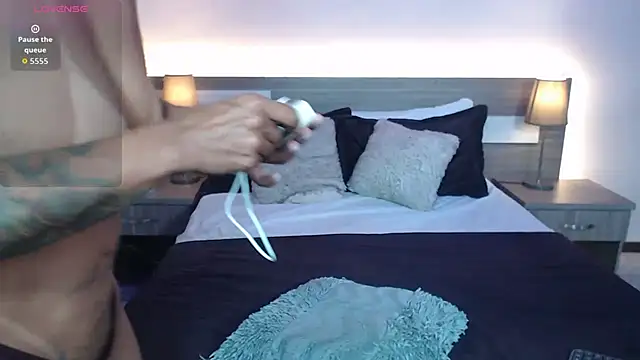 ZarahFoxx Adlı Modelin Canlı XXX Sohbeti