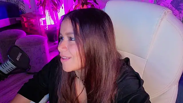 Chat +18 de loly_marce ao vivo