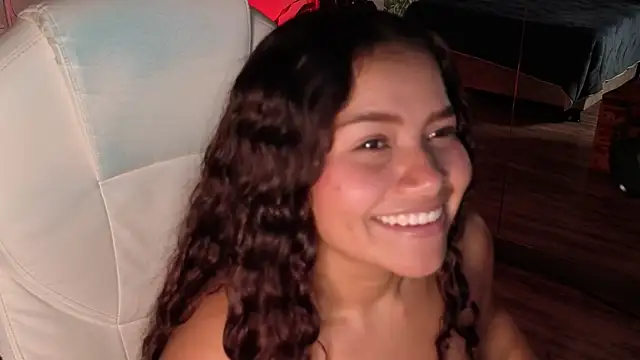 Chat XXX en directo de loly_marce