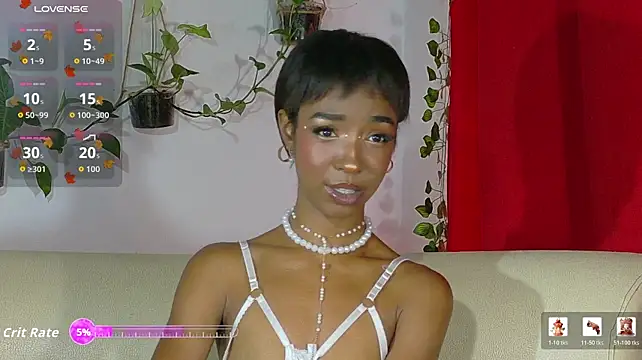LulumiBloom's Webcam Show
