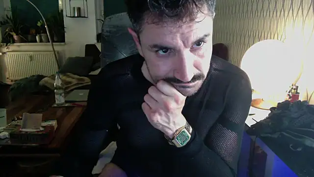 tomz0819 Webcam-Show