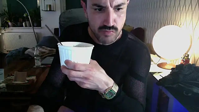 tomz0819 Webcam-Show