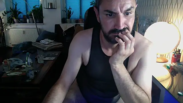 tomz0819 Webcam-Show