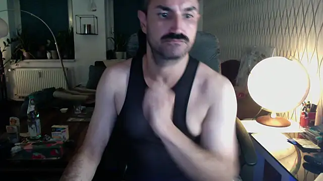 tomz0819 Webcam-Show