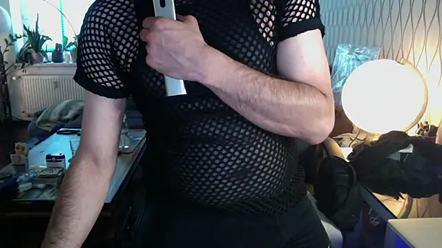 tomz0819 Show Webcam