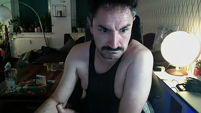 tomz0819 Webcam-Show
