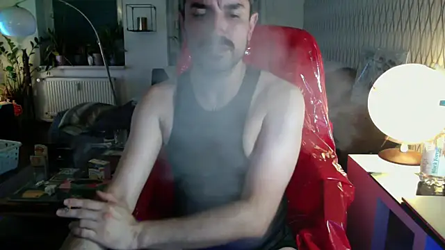 tomz0819's Webcam Show